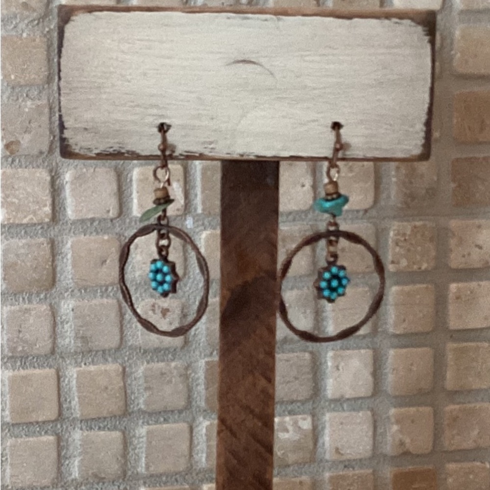 3 for $25 NEW COPPER & TURQUOISE FLOWER BOHO EARRINGS 💜NWOT💜